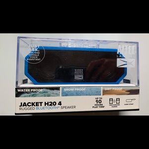 Altec Jacket H2O 4 Bluetooth Speaker